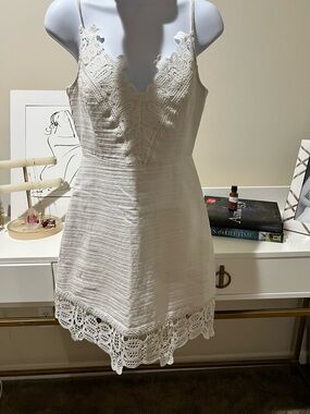 Laundry By Shelli Segal White Mini Dress